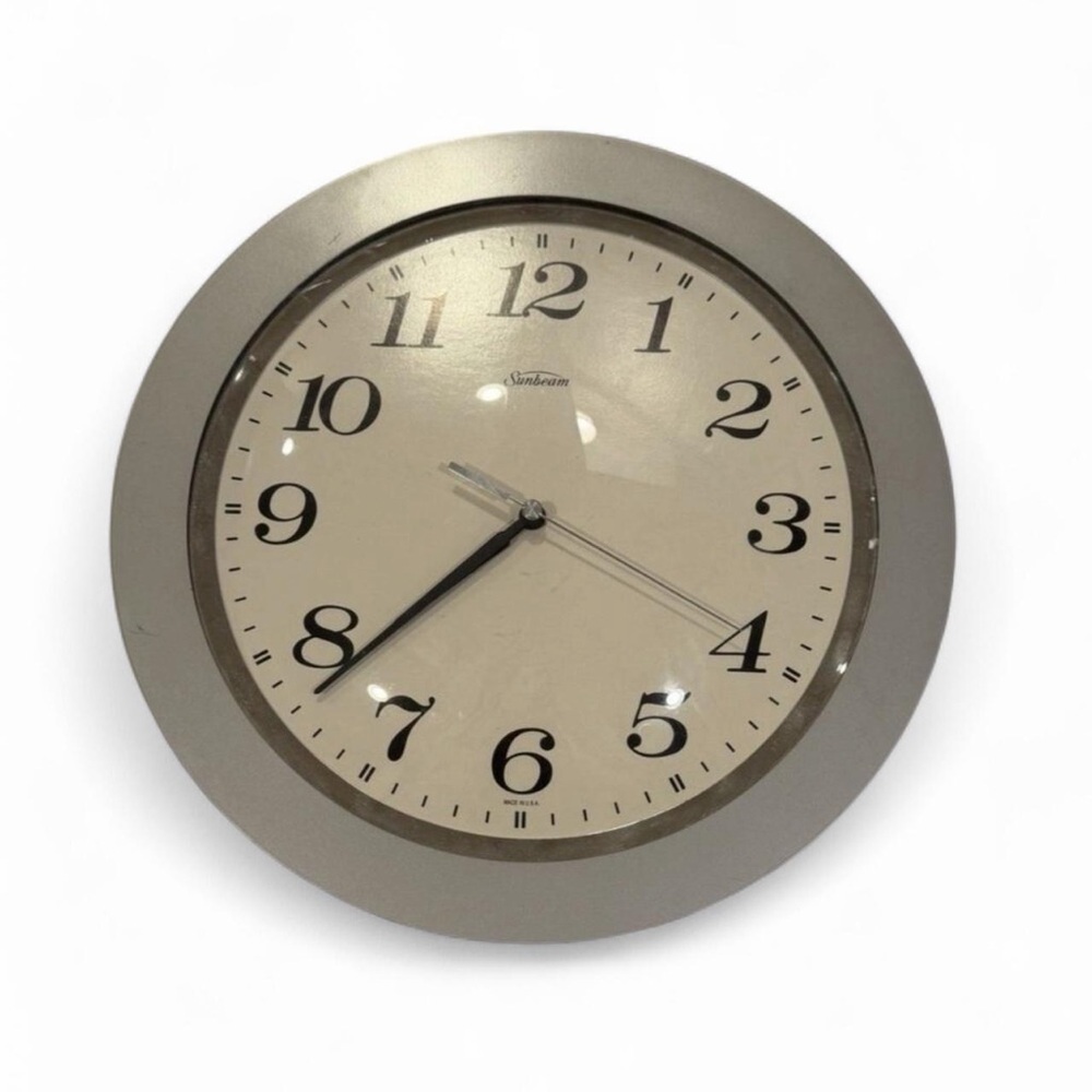 Sunbeam Silver Quartz Wall Clock 12 Inch Round